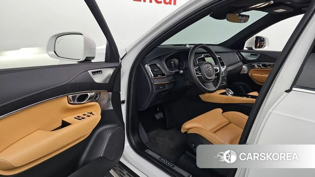 Volvo XC90 second Generation 2024 Белый из Кореи, фото 3