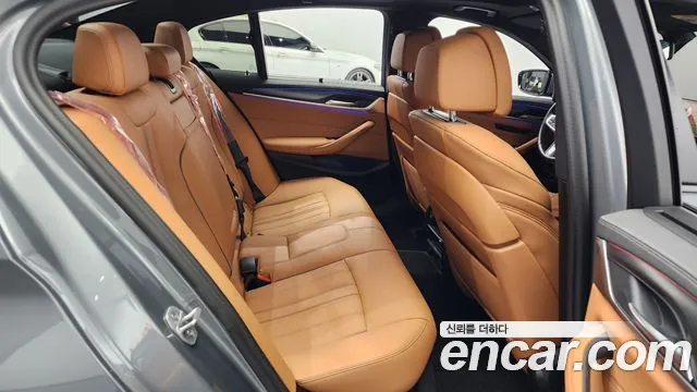 BMW 5 Series (G30) id 2633691 из Кореи 3