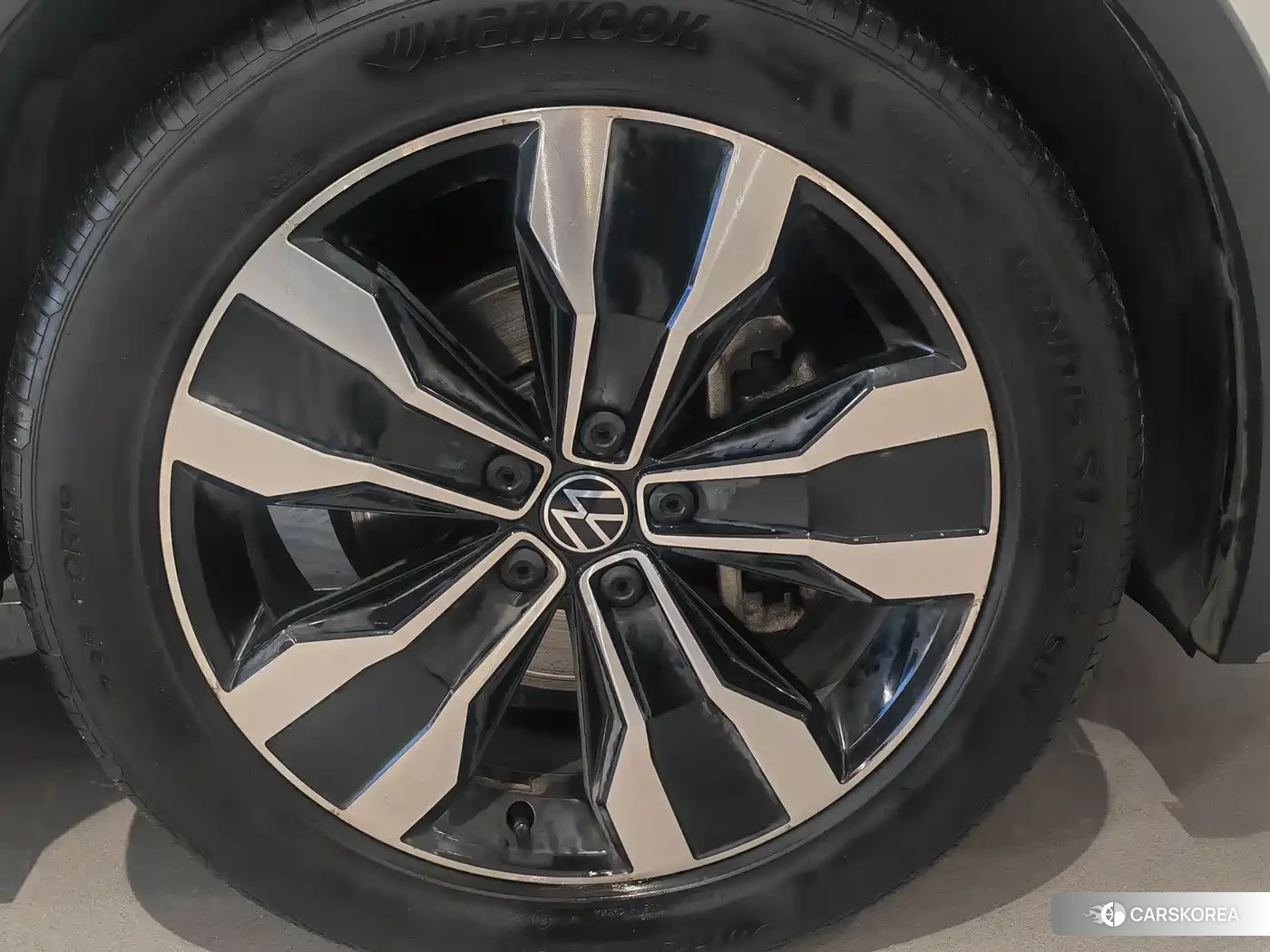 Volkswagen Tiguan L 2023 Белый из Китая, фото 3