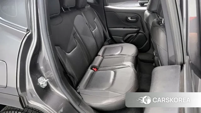 Jeep Renegade 2021 Серый из Кореи, фото 3