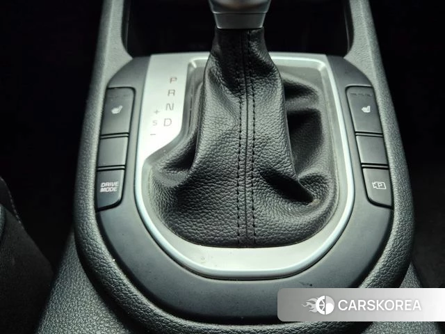 Kia The New K3 2nd generation 2021 Белый из Кореи, фото 3