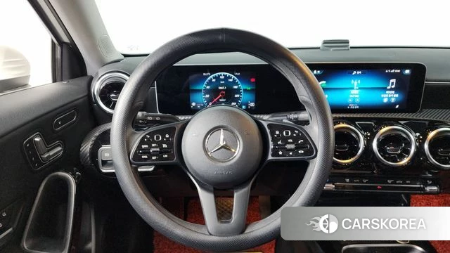 Mercedes-Benz A-Class W177 2019 Белый из Кореи, фото 3