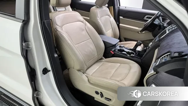 Ford Explorer 2018 Белый из Кореи, фото 3