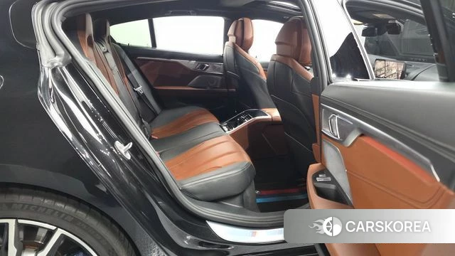 BMW 8 Series (G15) 2022 Черный из Кореи, фото 3