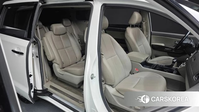 Kia All New Carnival 2018 Белый из Кореи, фото 3