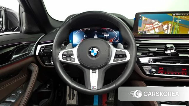 BMW 5 Series (G30) 2023 Серый из Кореи, фото 3