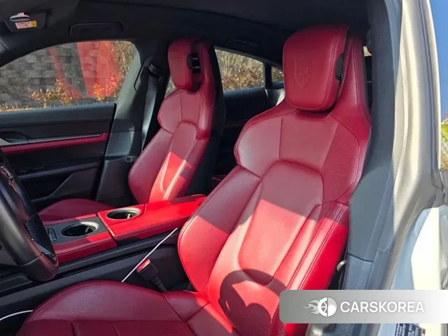 Porsche Taycan 2021 Белый из Кореи, фото 3