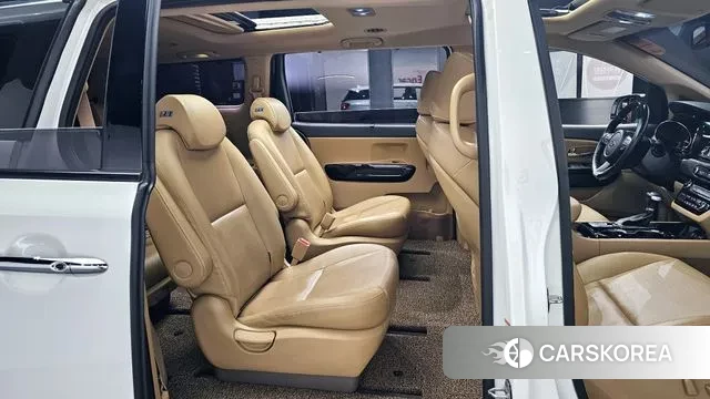 Kia The New Carnival 2018 Белый из Кореи, фото 3