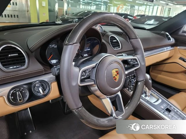 Porsche 718 Boxster 2022 Цвет галактики из Кореи, фото 3