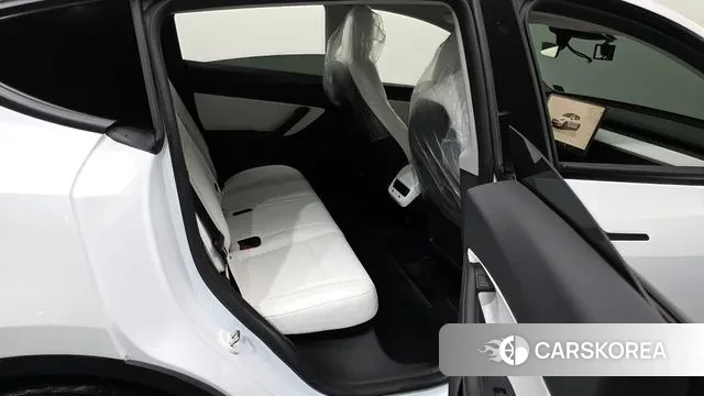 Tesla Model Y 2022 Белый из Кореи, фото 3