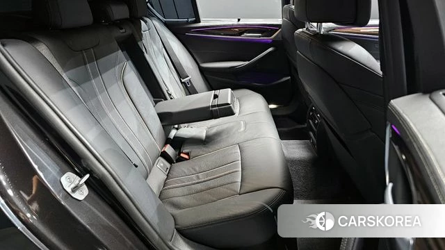 BMW 5 Series (G30) 2022 Серый из Кореи, фото 3
