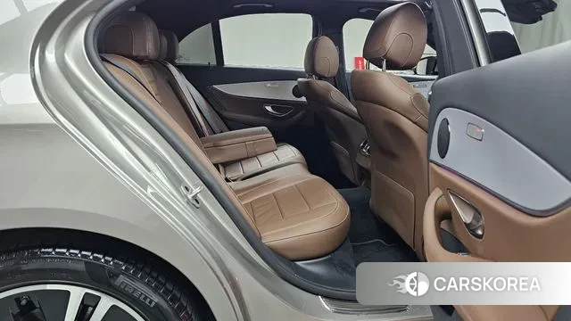 Mercedes-Benz E-Class W213 id 3484099 из Кореи 3