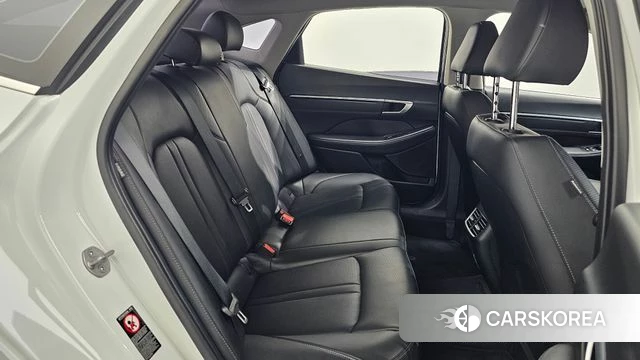 Hyundai Sonata (DN8) 2023 Белый из Кореи, фото 3