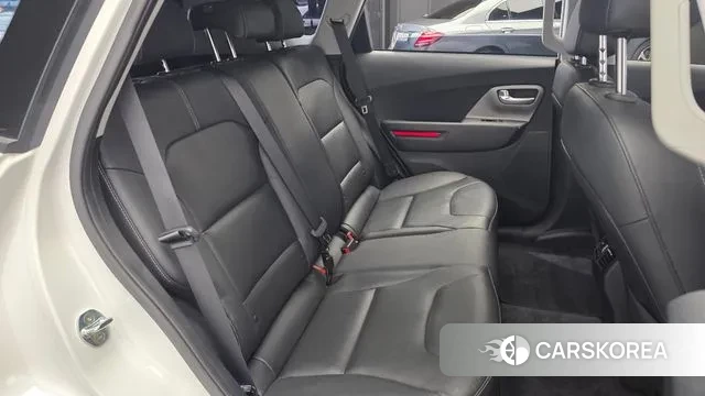 Kia Niro Plus 2022 Белый из Кореи, фото 3