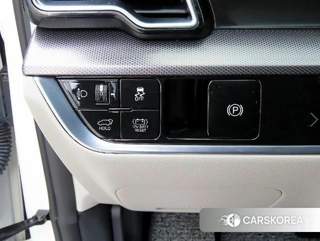 Kia Sportage 5th Generation Hybrid 2022 Белый из Кореи, фото 3