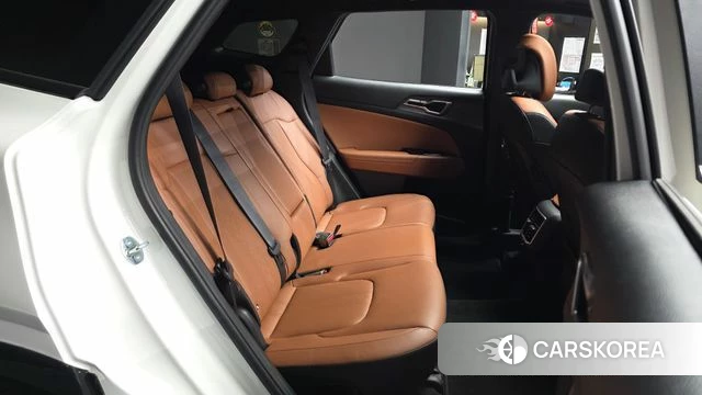 Kia Sportage 5th Generation 2023 Белый из Кореи, фото 3