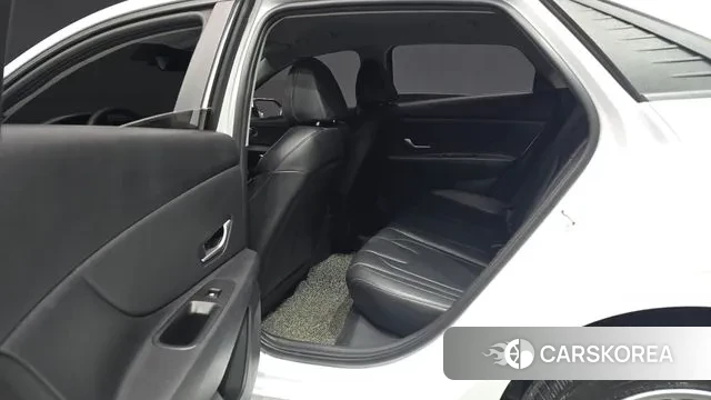 Hyundai Avante (CN7) 2022 Белый из Кореи, фото 3