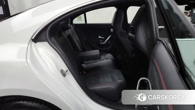 Mercedes-Benz CLA-Class C118 2025 Белый из Кореи, фото 3