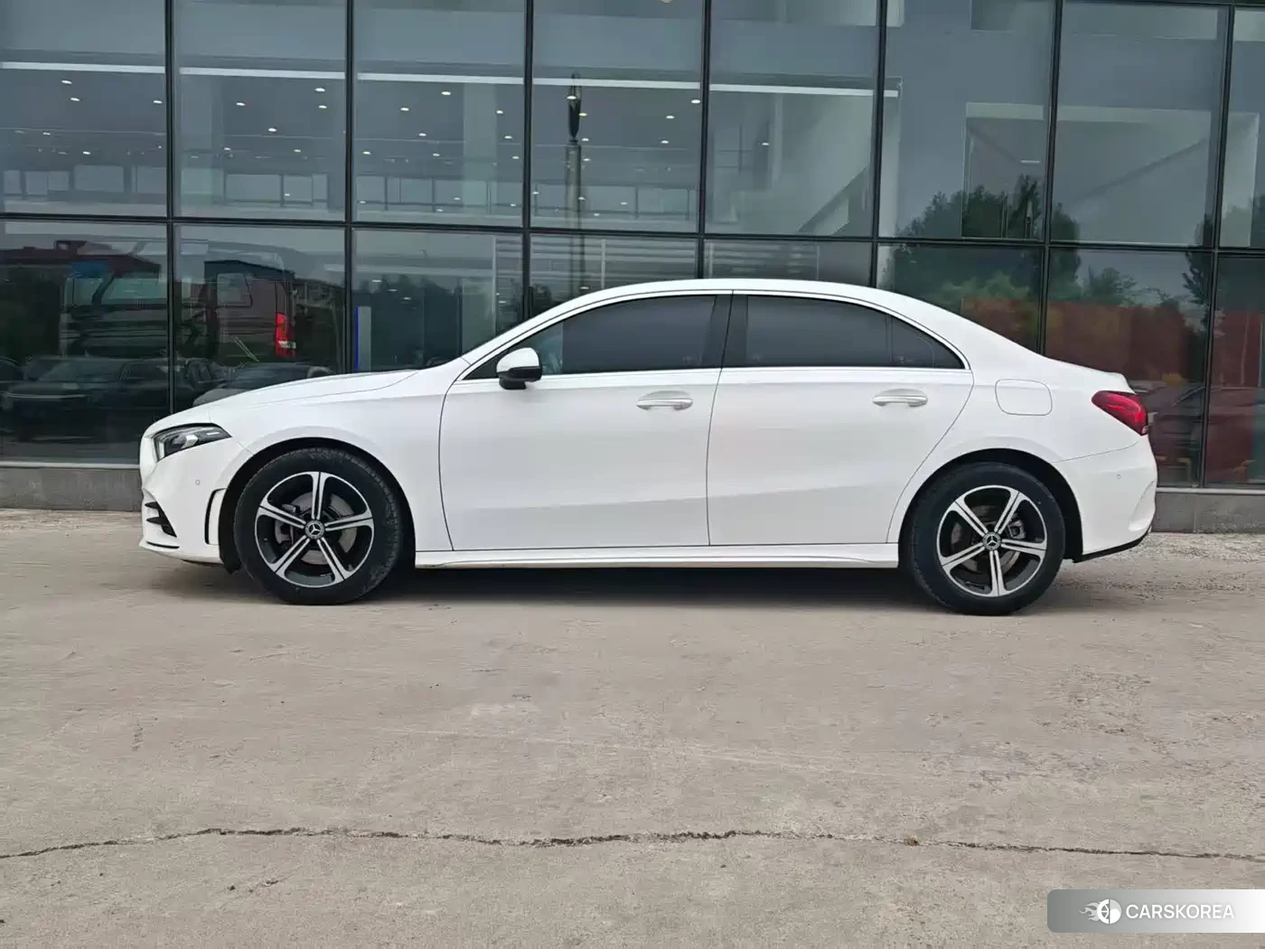 Mercedes-Benz A-Class 2023 Белый из Китая, фото 3