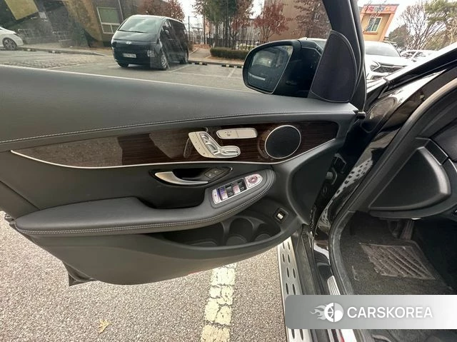 Mercedes-Benz GLC-Class X253 2020 Черный из Кореи, фото 3