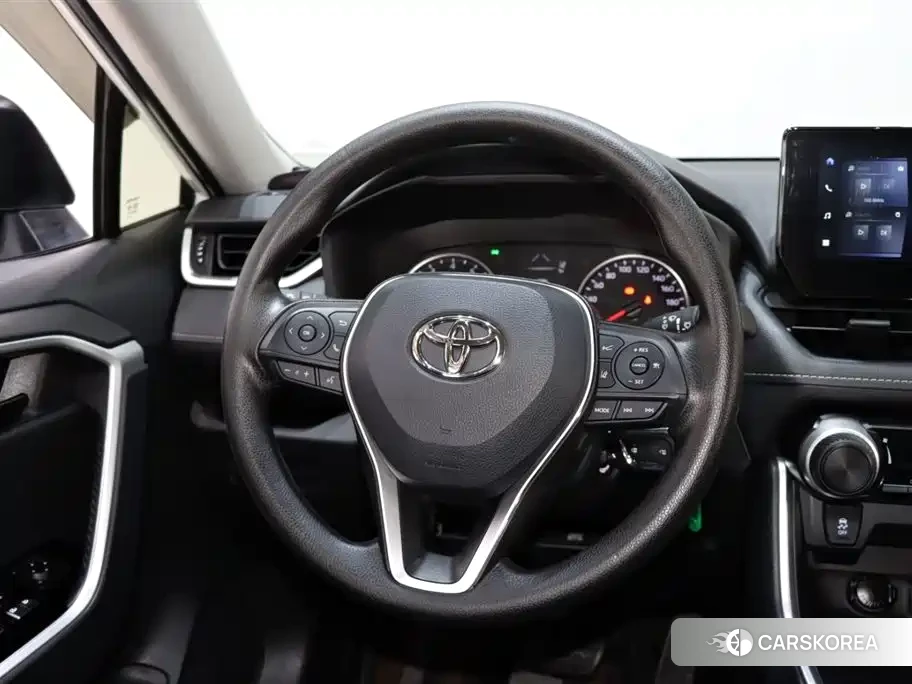 Toyota RAV4 2025 Белый из Китая, фото 3