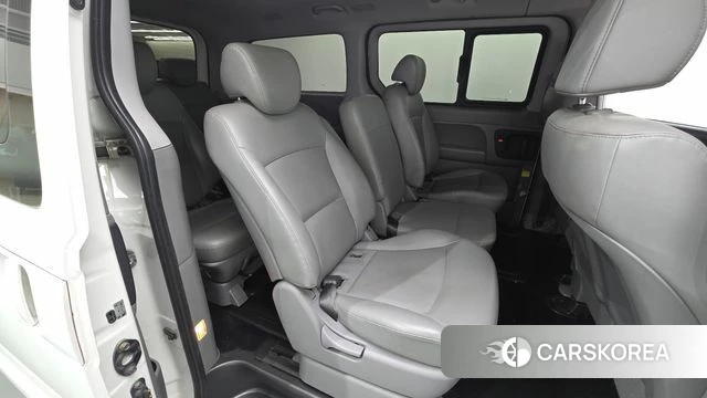 Hyundai The New Grand Starex 2019 Белый из Кореи, фото 3
