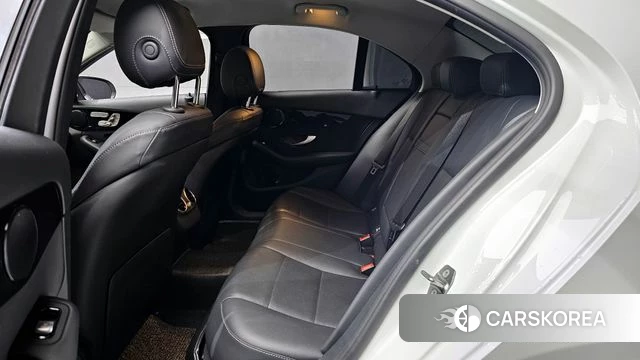 Mercedes-Benz C-Class W205 2019 Белый из Кореи, фото 3