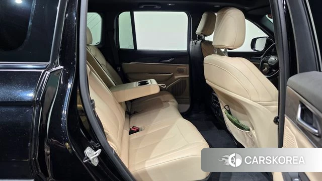 Jeep Grand Cherokee (WL) 2023 Черный из Кореи, фото 3