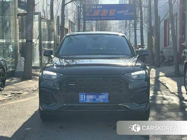 Audi Q5L 2022 Черный из Китая, фото 3