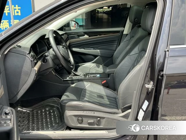 Volkswagen Passat 2019 Черный из Китая, фото 3