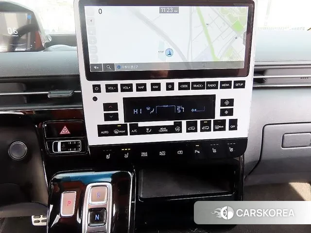 Hyundai Staria 2021 Белый из Кореи, фото 3