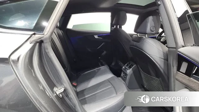 Audi A5 (F5) 2023 Серый из Кореи, фото 3