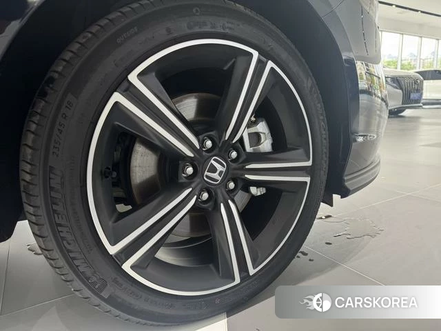 Honda Accord PHEV 2024 Черный из Китая, фото 3