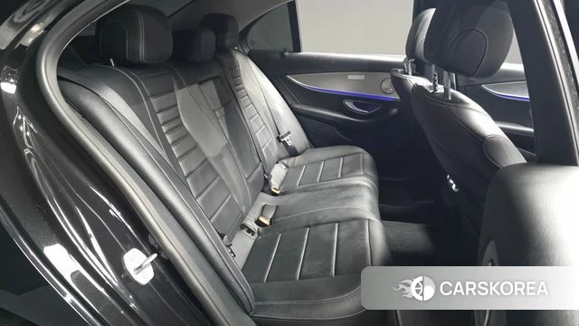 Mercedes-Benz E-Class W213 2018 Черный из Кореи, фото 3