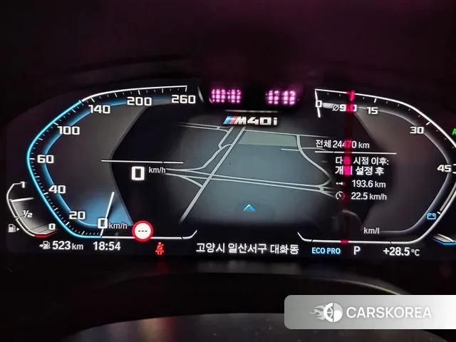 BMW X4 (G02) 2024 Светло-серебряный цвет из Кореи, фото 3