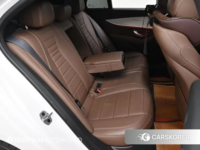Mercedes-Benz E-Class W213 2020 Белый из Кореи, фото 3