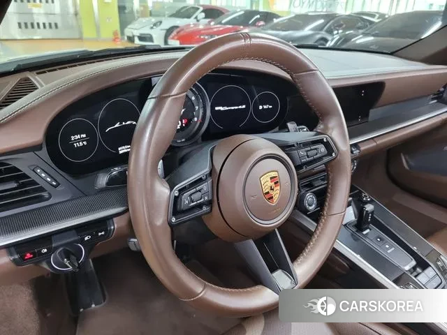 Porsche 911(992) 2020 Белый из Кореи, фото 3