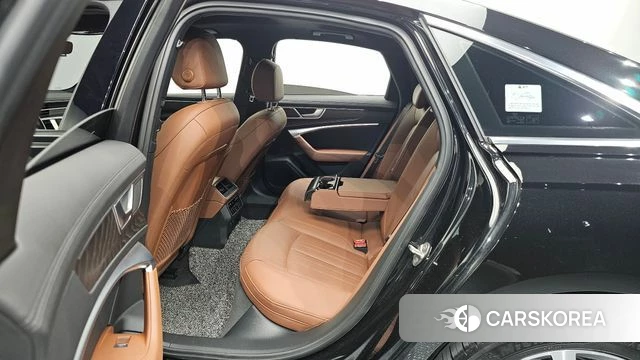 Audi A6 (C8) 2021 Черный из Кореи, фото 3