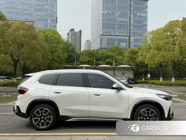 BMW X1 2023 Белый из Китая, фото 3