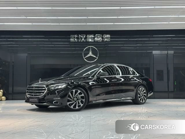 Mercedes-Benz E-class 2024 Черный из Китая, фото 3