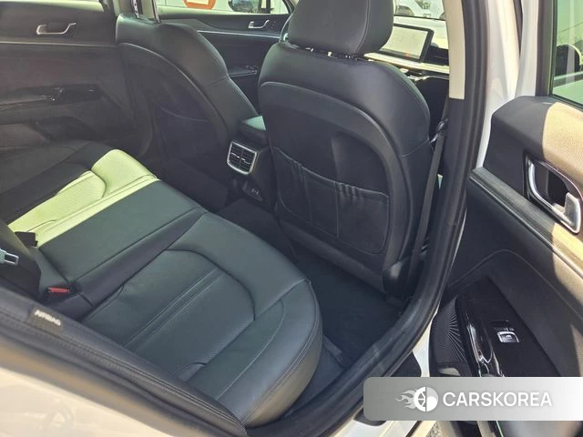 Kia The New K5 3rd generation 2024 Белый из Кореи, фото 3