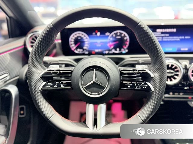 Mercedes-Benz Class A 2023 Белый из Китая, фото 3