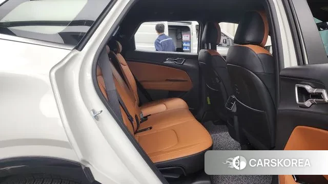 Kia Sportage 5th Generation 2024 Белый из Кореи, фото 3