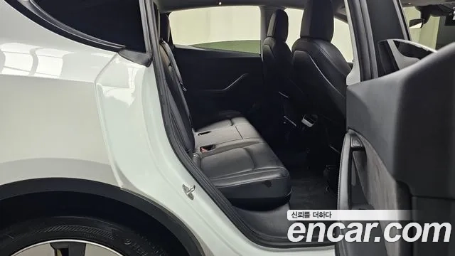 Tesla Model Y 2021 Белый из Кореи, фото 3