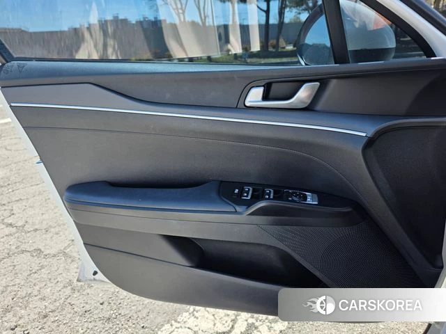 Kia K5 3rd generation 2021 Белый из Кореи, фото 3