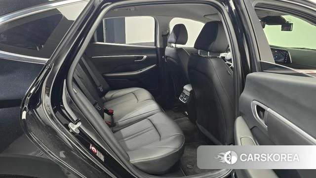 Hyundai Sonata Hybrid (DN8) 2022 Черный из Кореи, фото 3