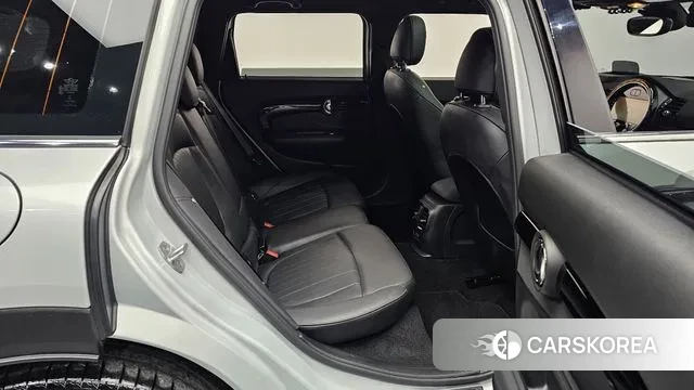 Mini Cooper S Clubman 2022 Серебряный из Кореи, фото 3