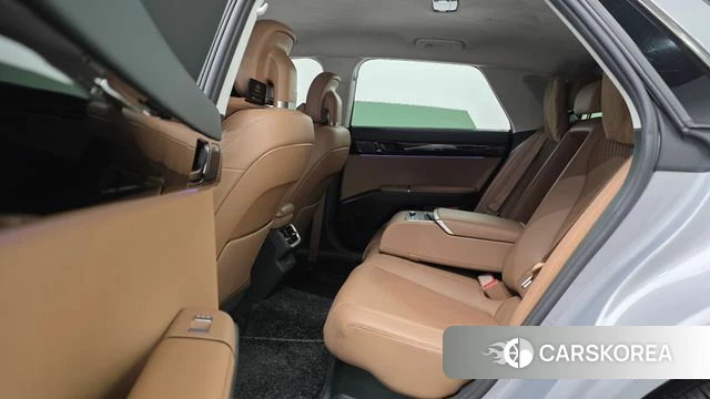 Hyundai Grandeur Hybrid (GN7) 2023 Серебристо-серый из Кореи, фото 3