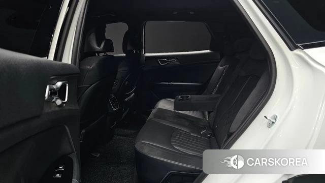 Kia Sportage 5th Generation Hybrid 2024 Белый из Кореи, фото 3