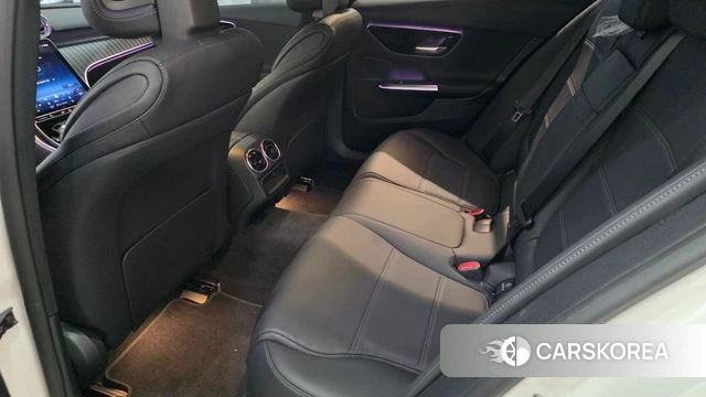 Mercedes-Benz C-Class W206 2026 Белый из Кореи, фото 3